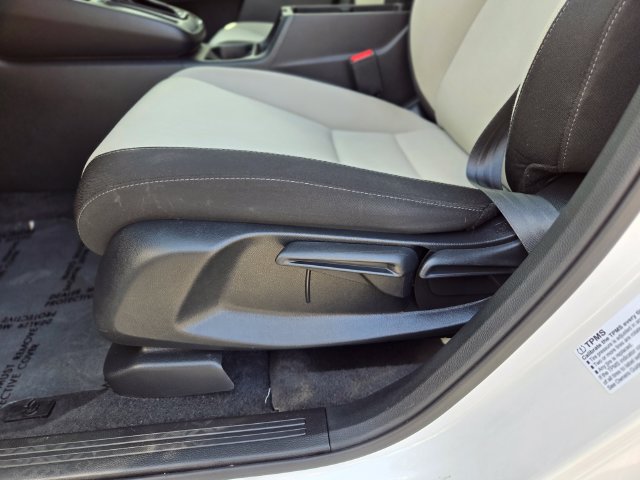 Used 2023 Honda CR-V LX image 16