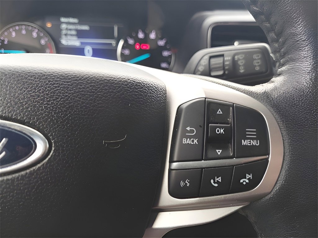 Used 2023 Ford Explorer XLT w/ Equipment Group 202A image 18