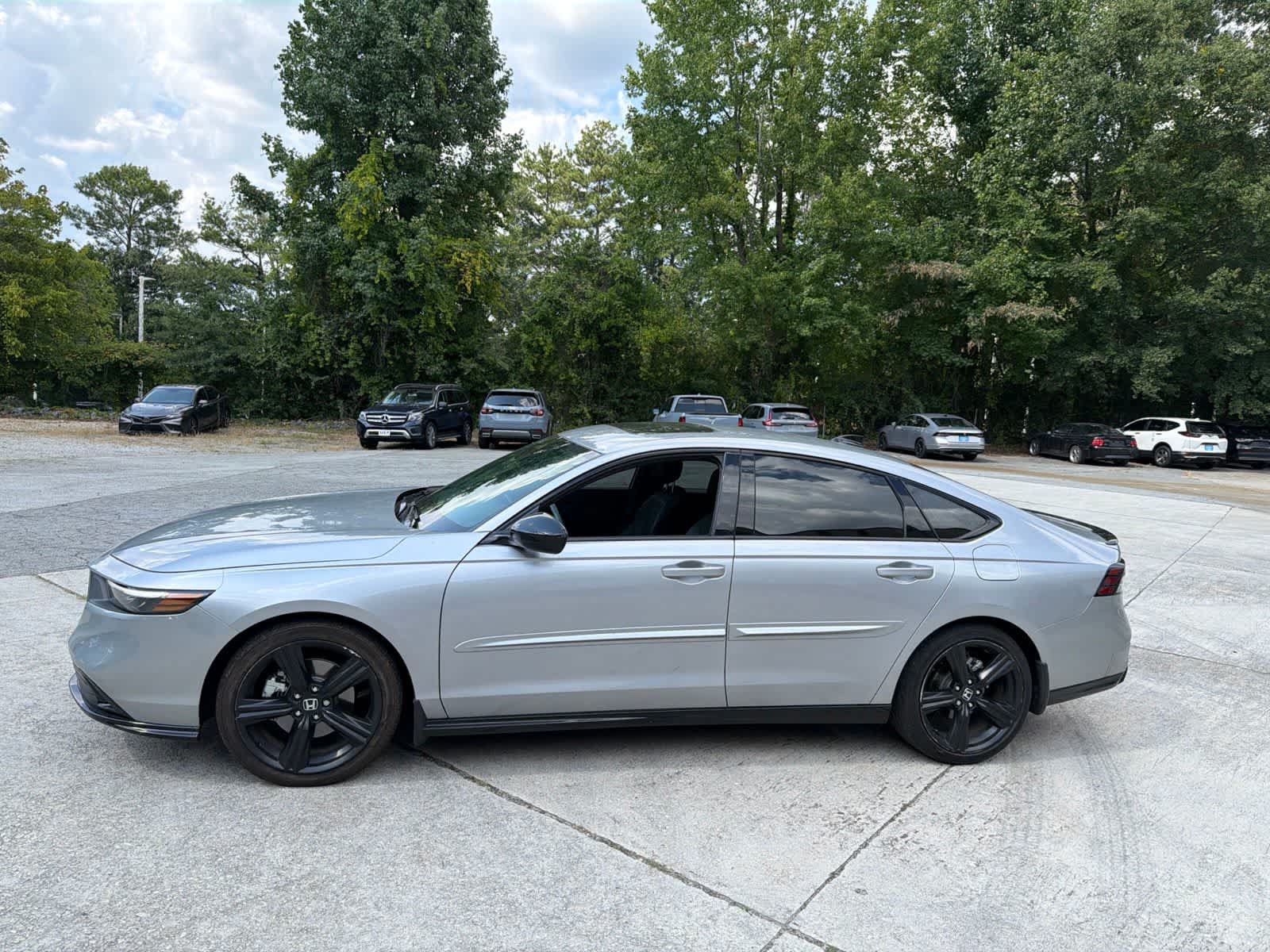 Used 2023 Honda Accord Sport image 7