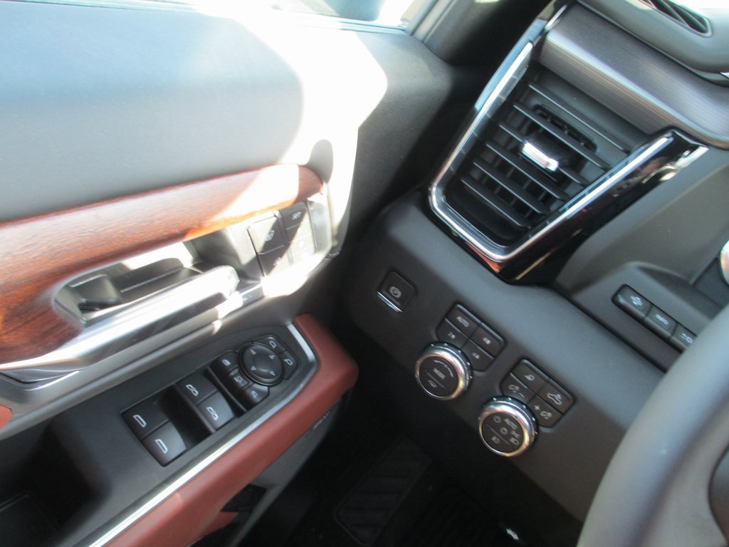 New 2026 GMC Sierra 2500 Denali Ultimate image 16