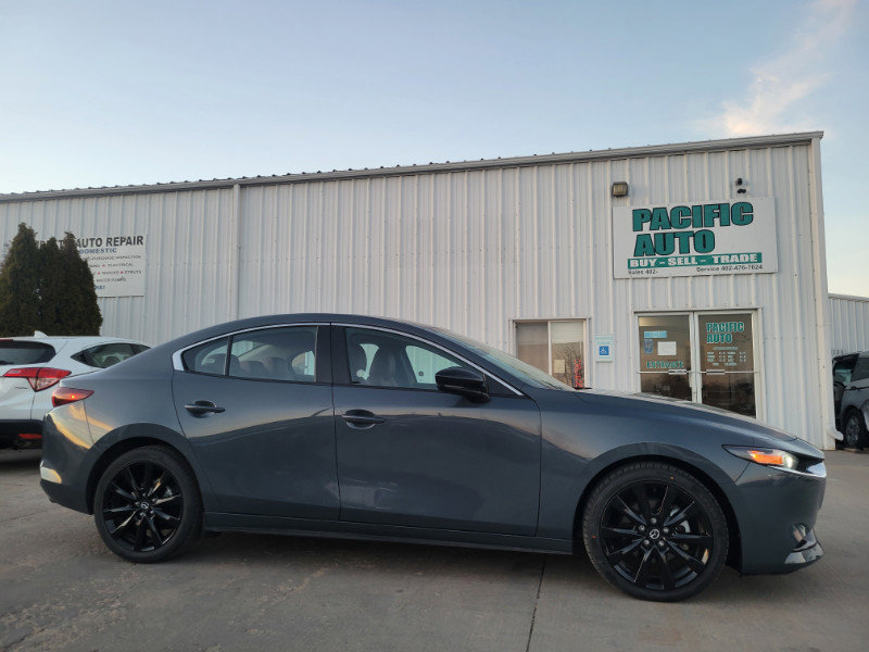 Used 2025 MAZDA MAZDA3 s image 10