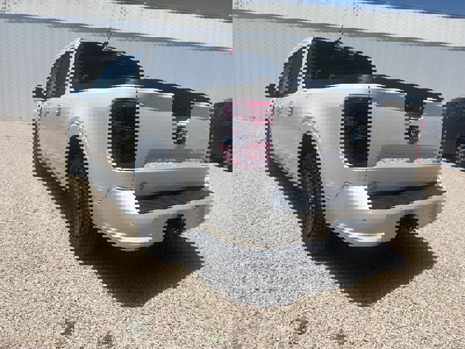 New 2025 Ford Maverick Lobo image 12