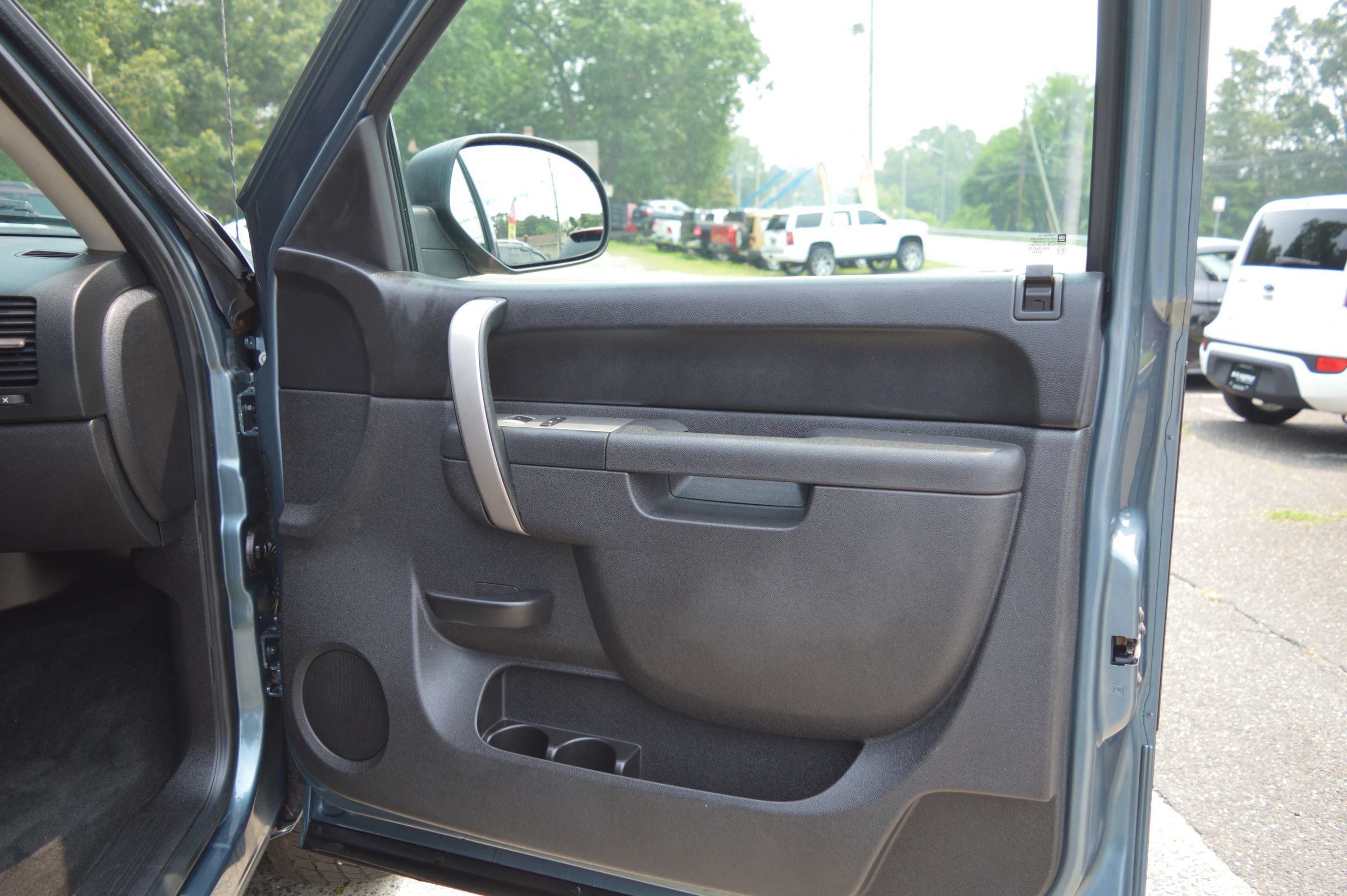 Used 2011 GMC Sierra 1500 SLE w/ Power Tech Package RWD image 25