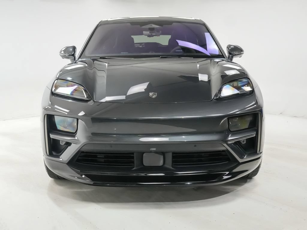 Used 2024 Porsche Macan Turbo Electric AWD/4WD image 7