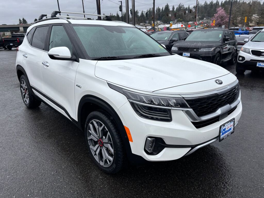 Used 2021 Kia Seltos SX w/ SX Sunroof Package image 3