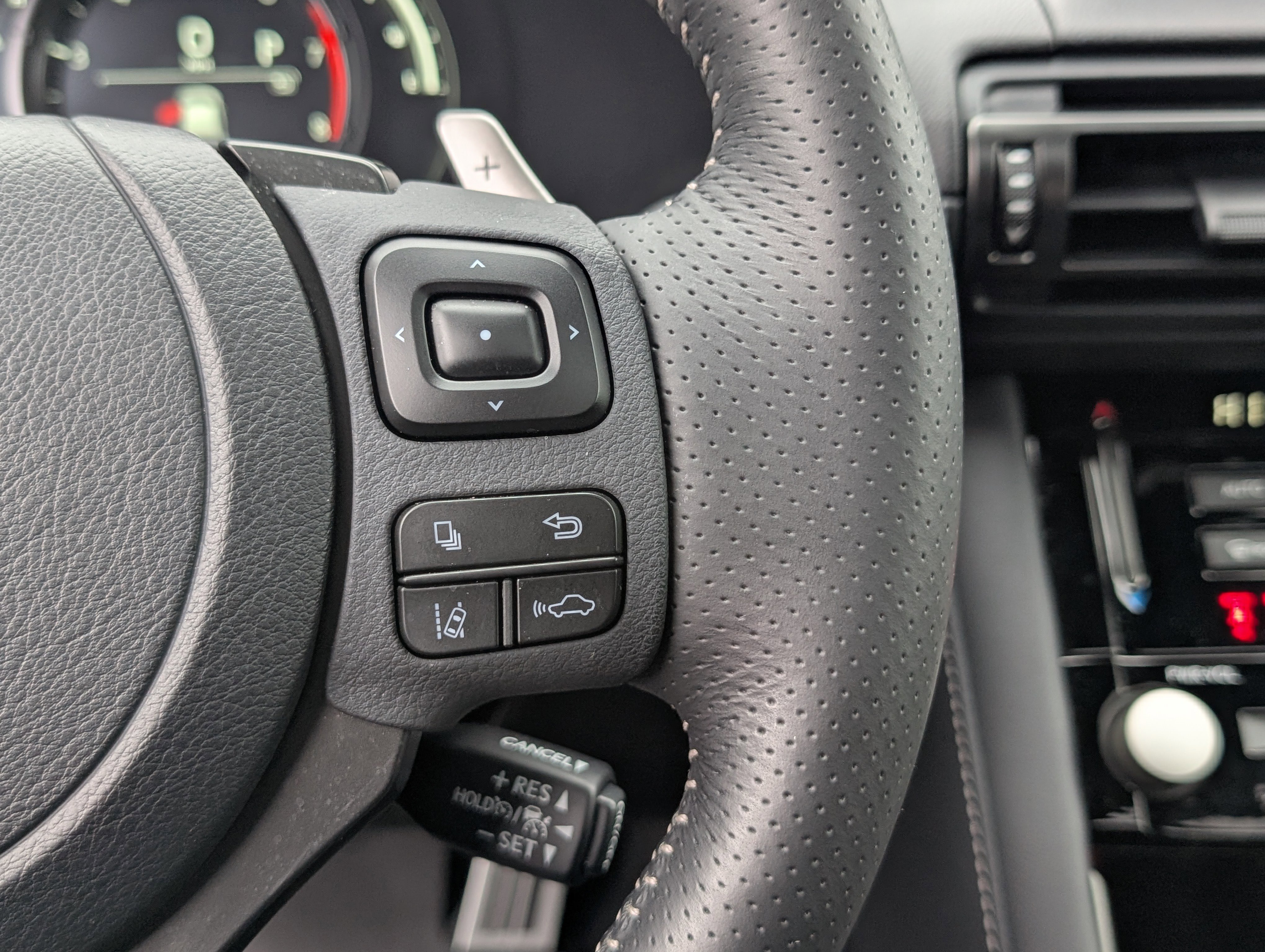 Certified 2023 Lexus IS 350 F Sport image 24