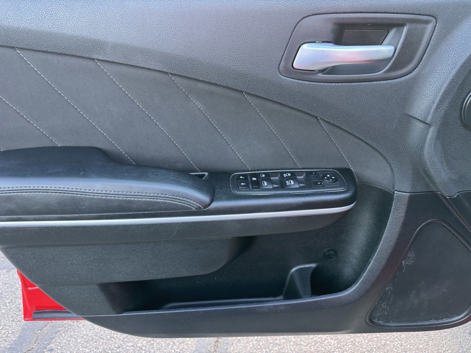 Used 2023 Dodge Charger SXT image 13