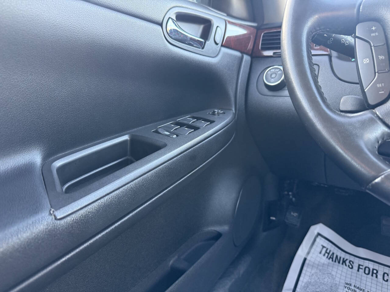 Used 2010 Chevrolet Impala LT FWD image 28