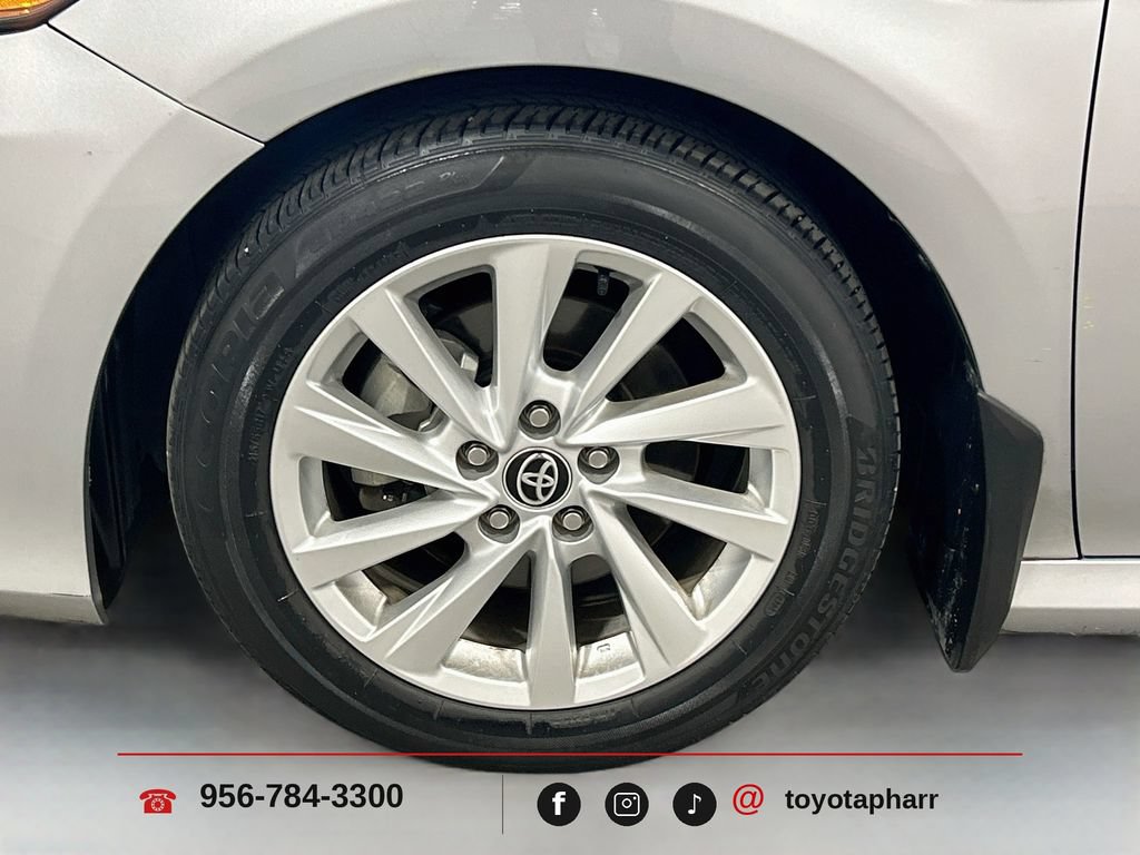 Used 2024 Toyota Camry LE w/ Convenience Package FWD image 27