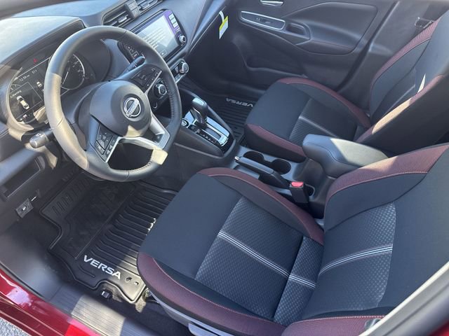 New 2025 Nissan Versa SR w/ Trunk Package FWD image 16