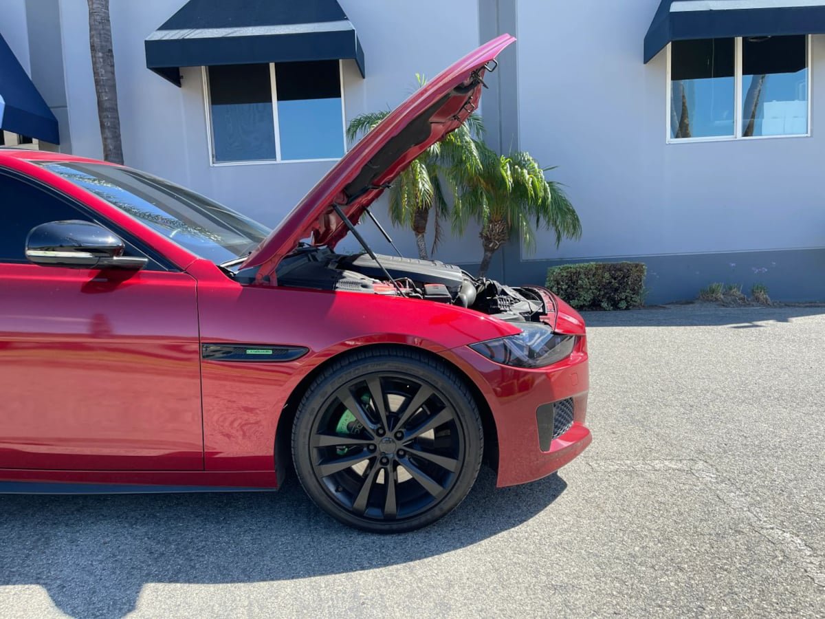 Used 2019 Jaguar XE Landmark Edition RWD image 38