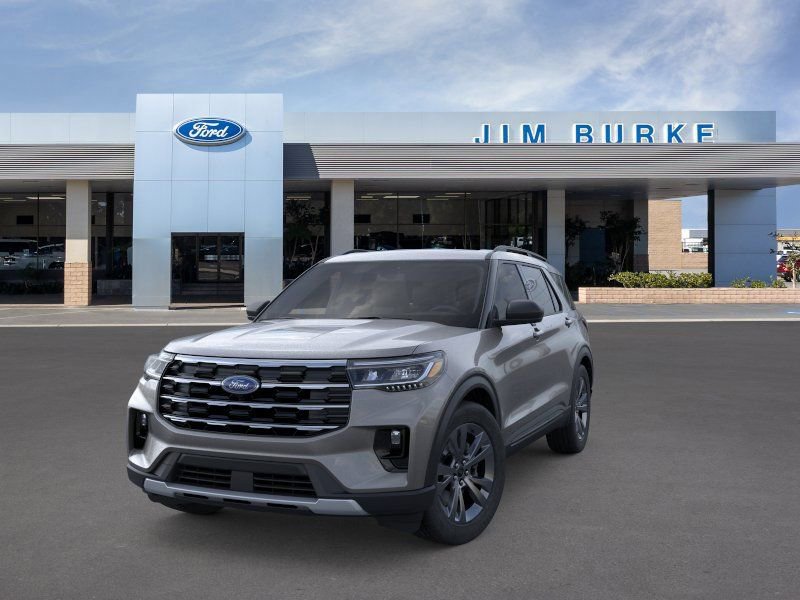 New 2026 Ford Explorer Active w/ Active Comfort Package image 2