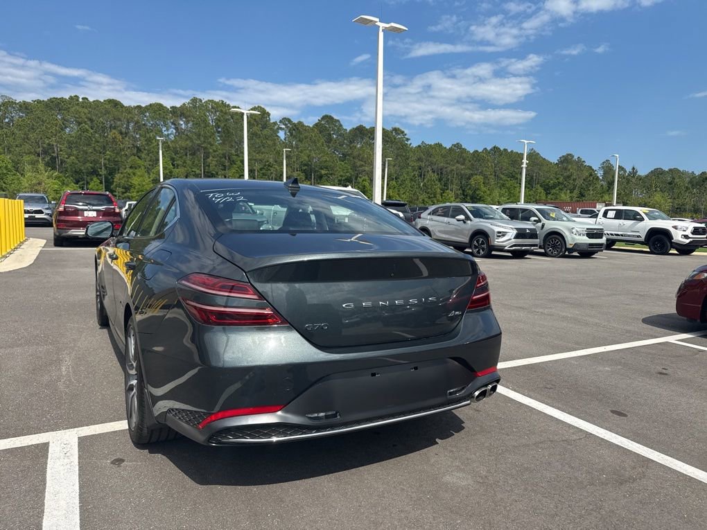 Used 2023 Genesis G70 2.0T AWD/4WD image 3