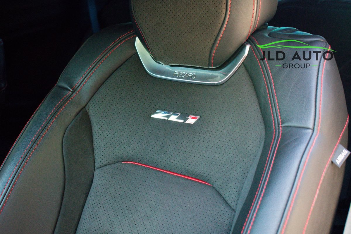 Used 2022 Chevrolet Camaro ZL1 RWD image 21