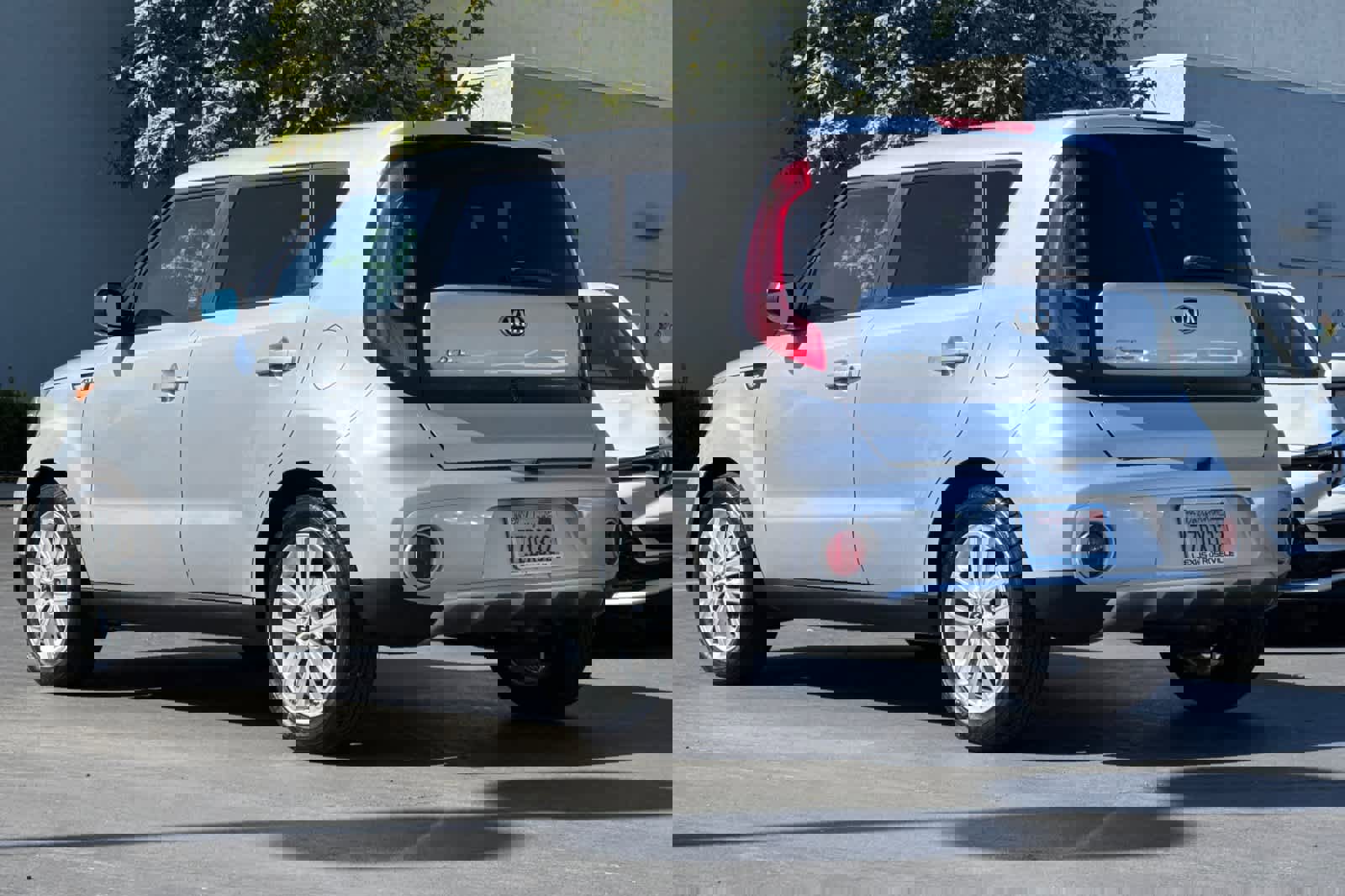 Used 2018 Kia Soul + image 7