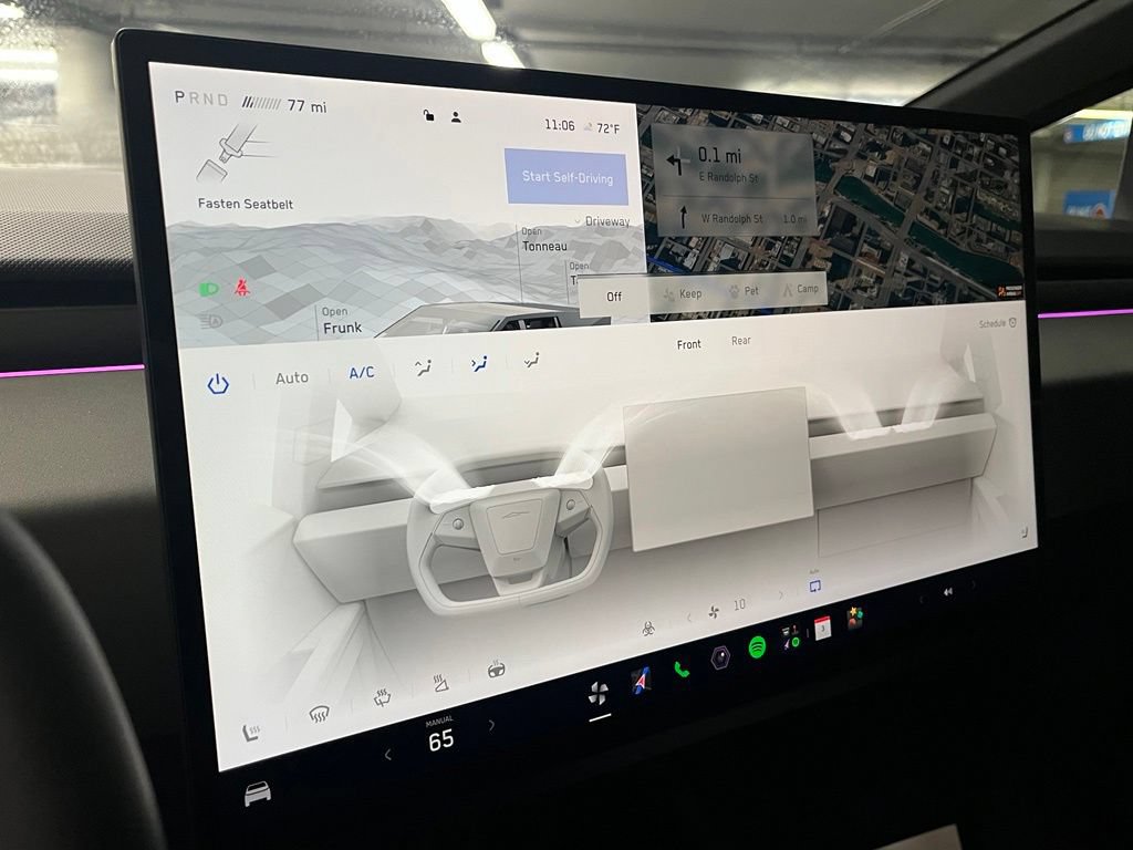 Used 2025 Tesla Cybertruck AWD Crew Cab image 27