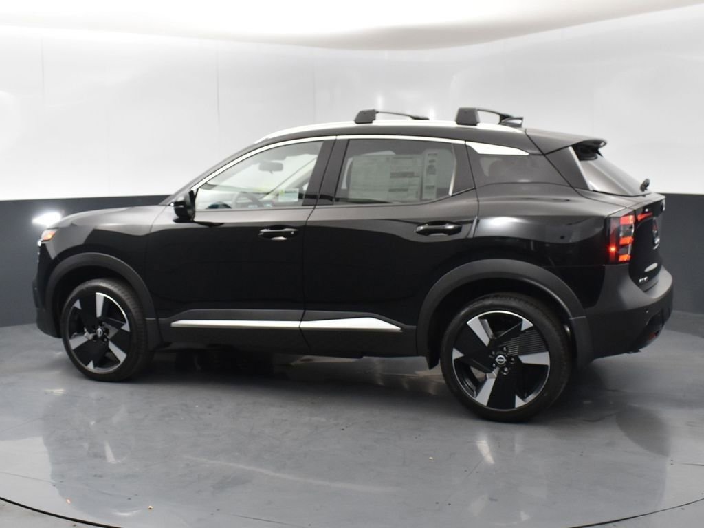 New 2026 Nissan Kicks SR image 5