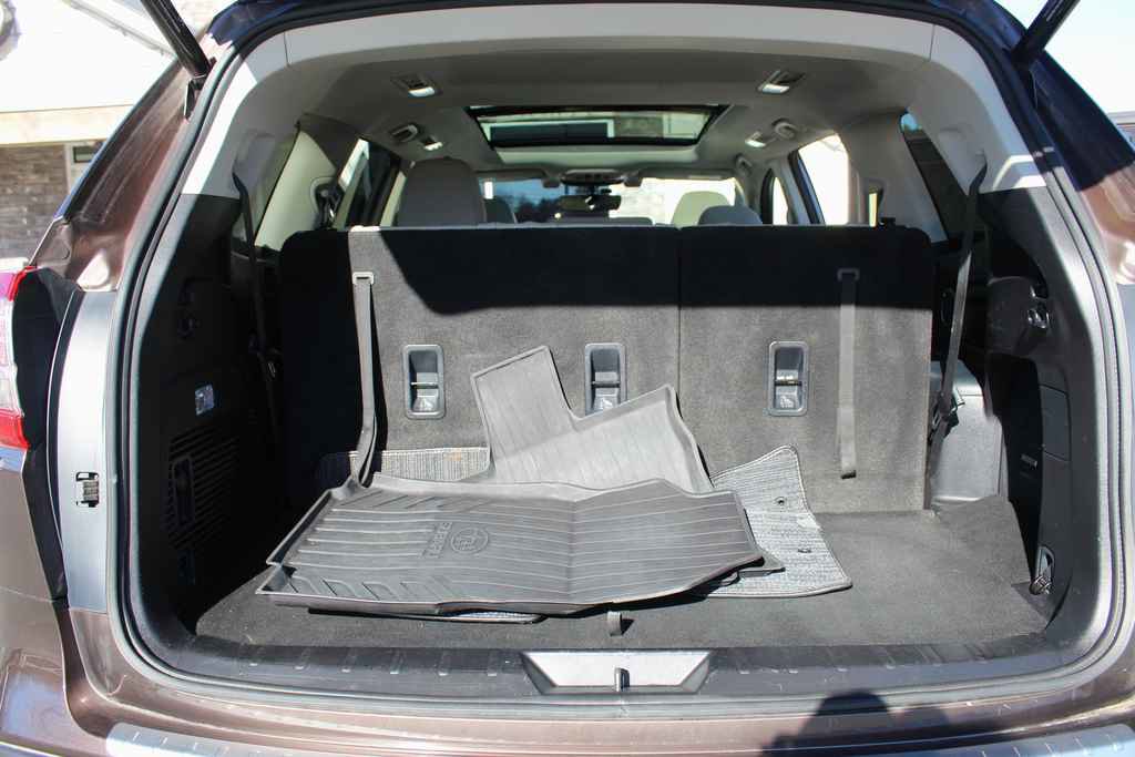 Used 2019 Subaru Ascent Limited image 9