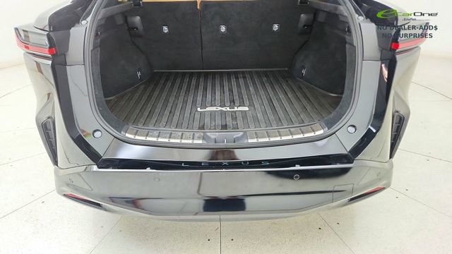 Used 2023 Lexus RZ 450e Premium w/ Technology Package image 14