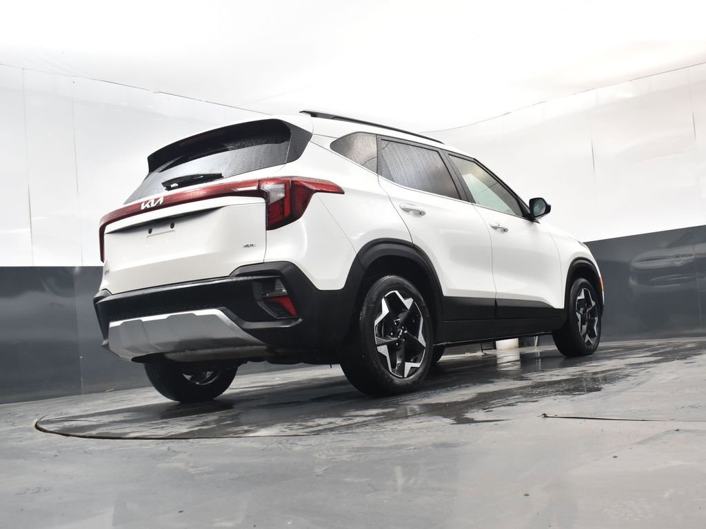 Used 2024 Kia Seltos EX image 27