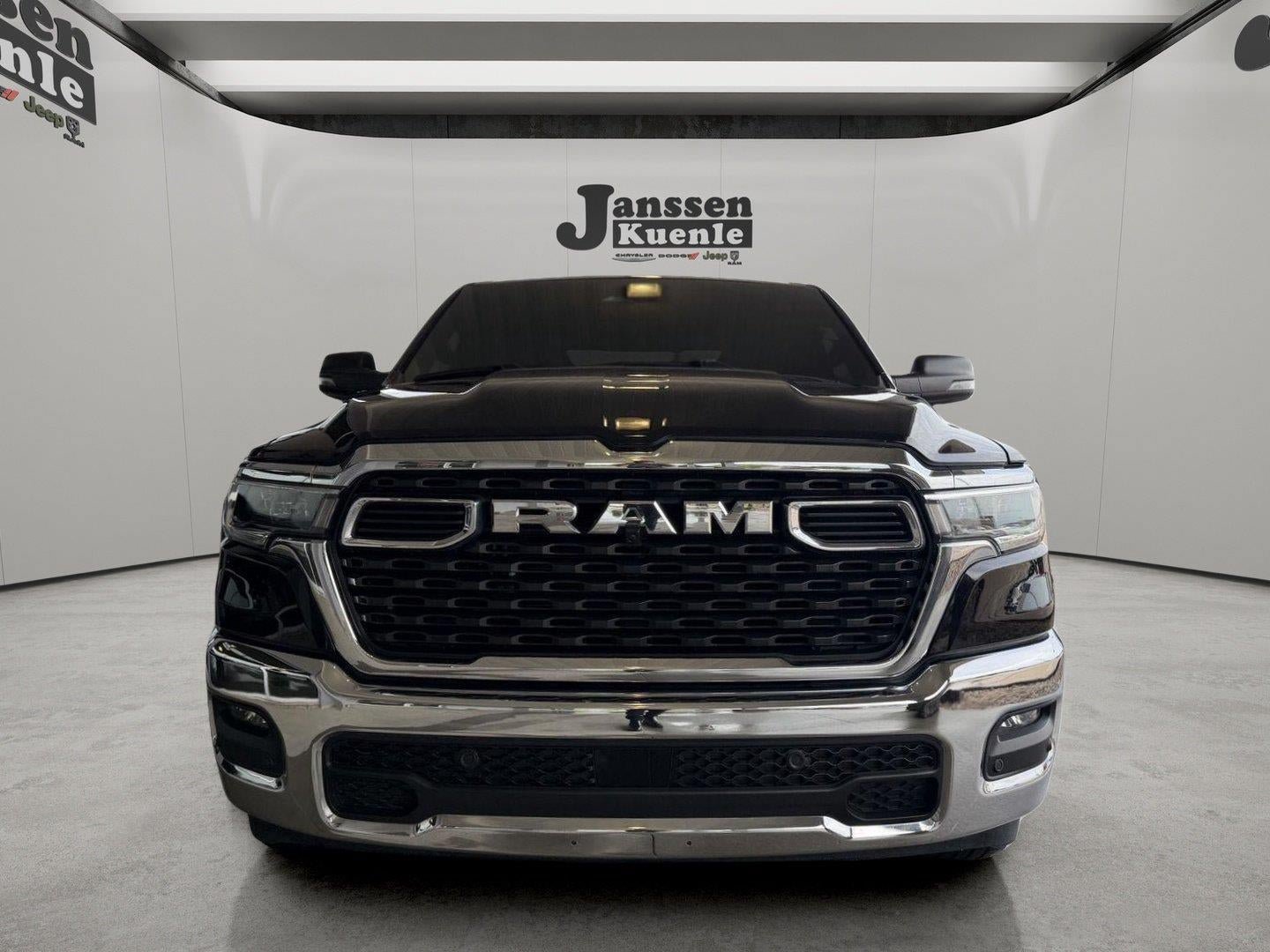 Used 2025 RAM 1500 Big Horn RWD image 5