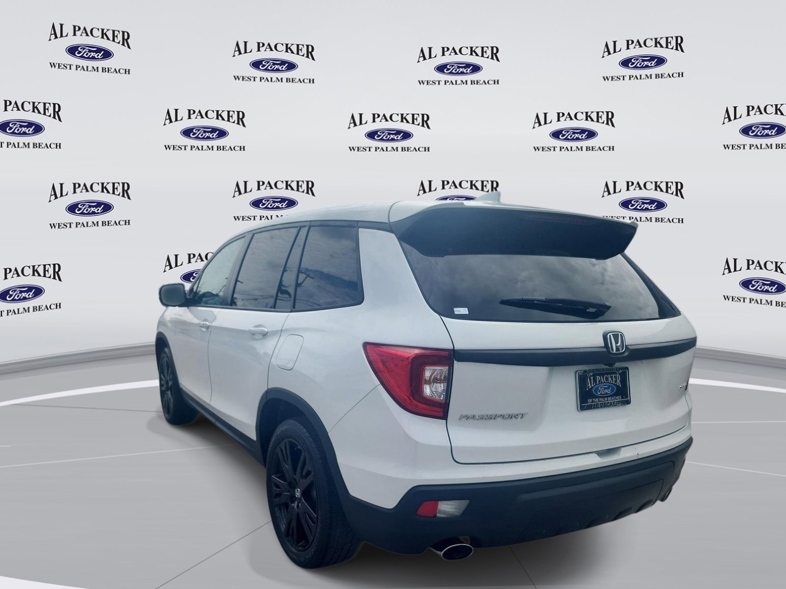 Used 2021 Honda Passport Sport image 3