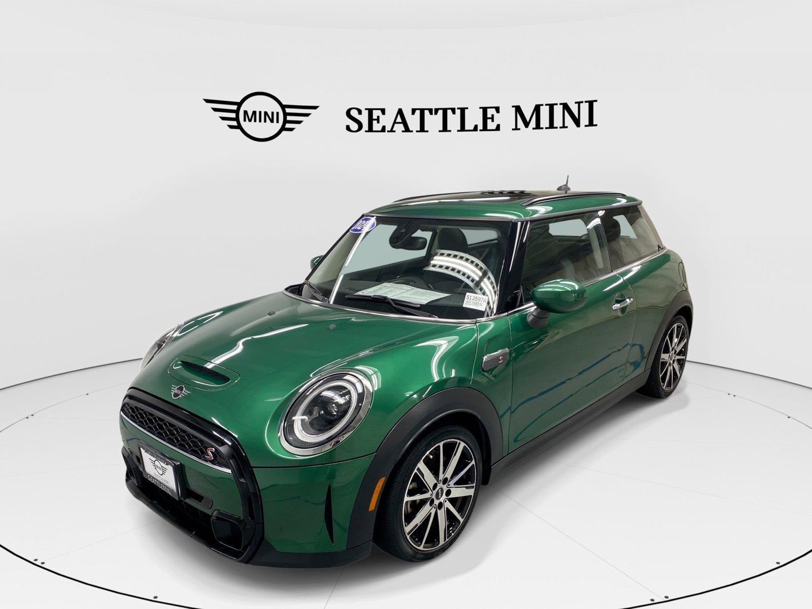 Used 2024 MINI Cooper S FWD image 1
