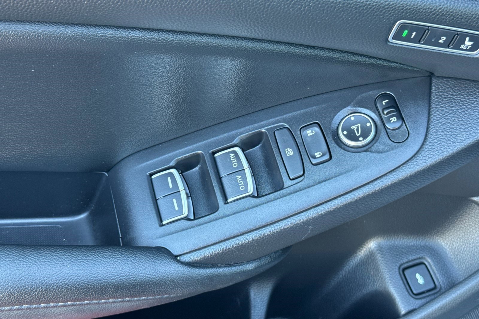 Used 2021 Honda Accord Touring image 14