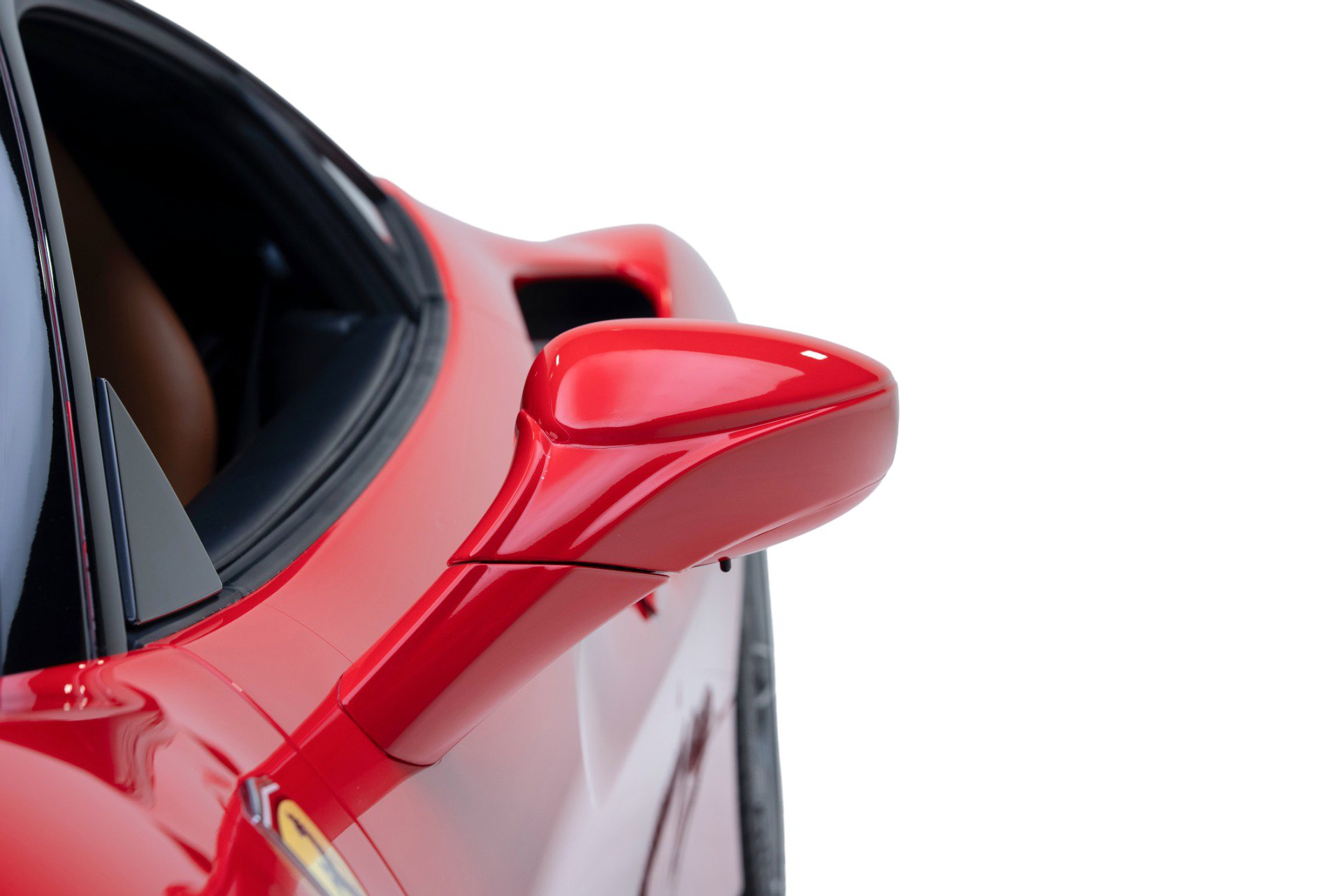 Used 2016 Ferrari 488 GTB RWD image 19