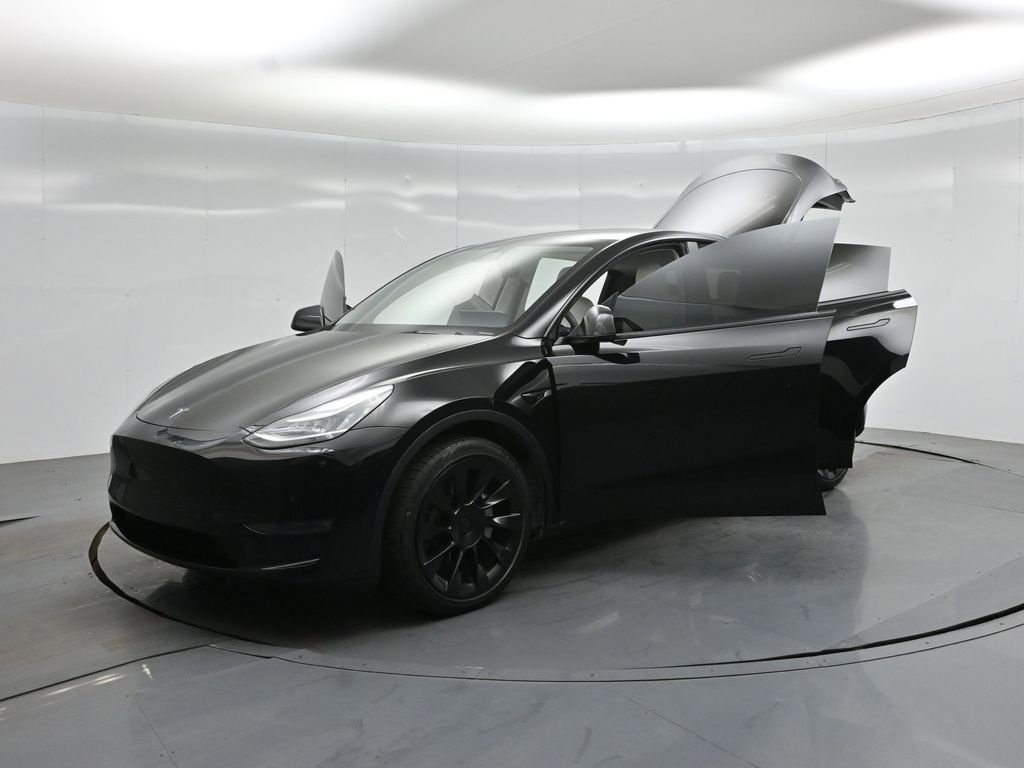 Used 2021 Tesla Model Y Long Range AWD/4WD image 22