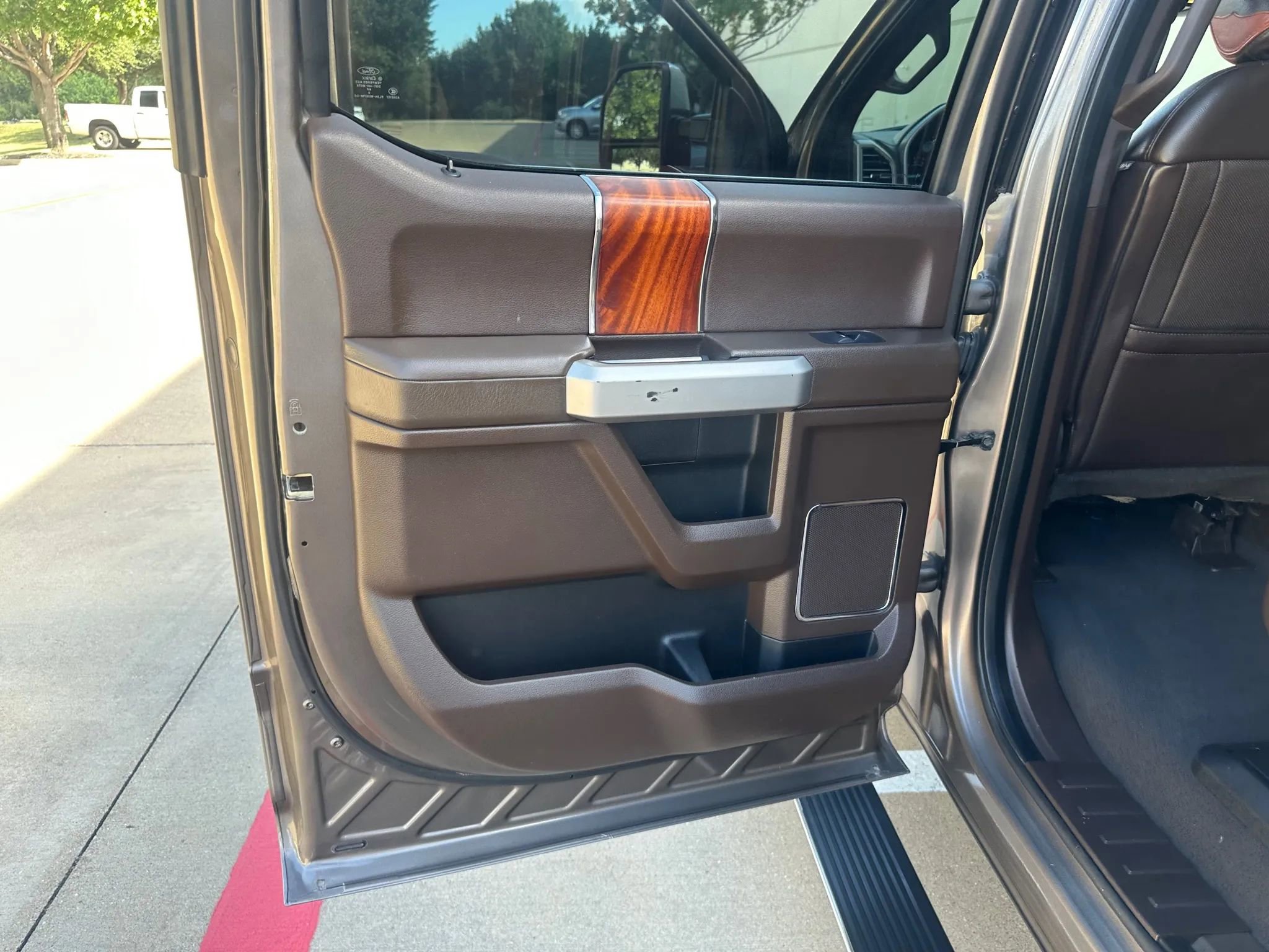 Used 2019 Ford F350 King Ranch w/ King Ranch Ultimate Package image 23