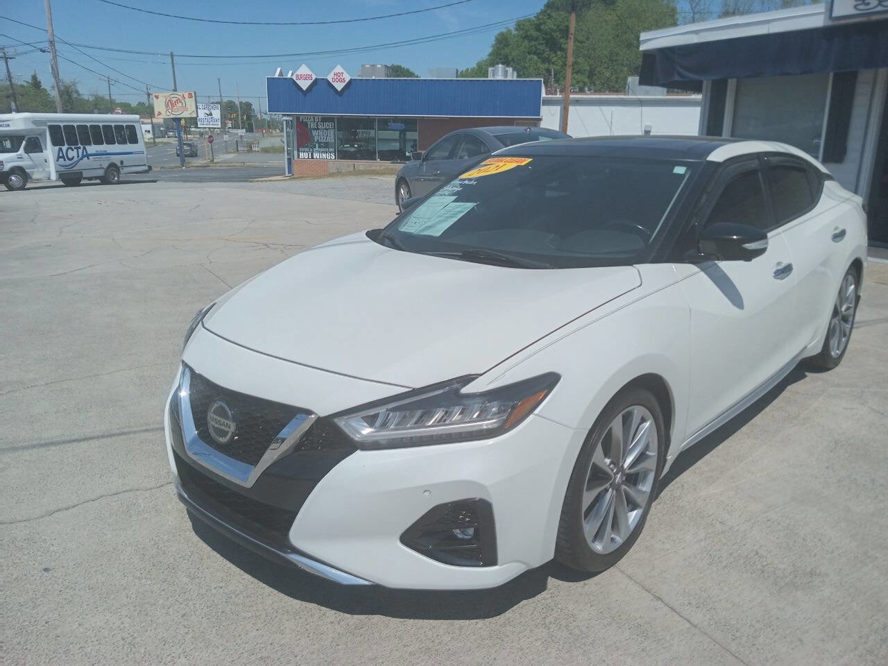 Used 2021 Nissan Maxima Platinum FWD image 1