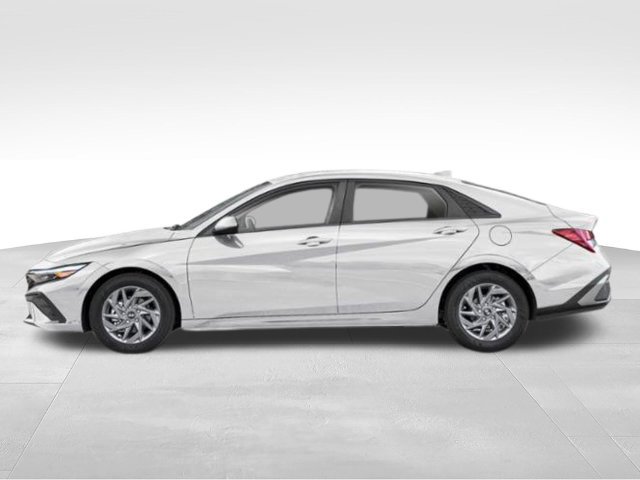 Used 2024 Hyundai Elantra SEL FWD image 33