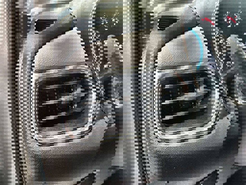 Used 2024 Chevrolet Equinox LS w/ Driver Confidence II Package image 15