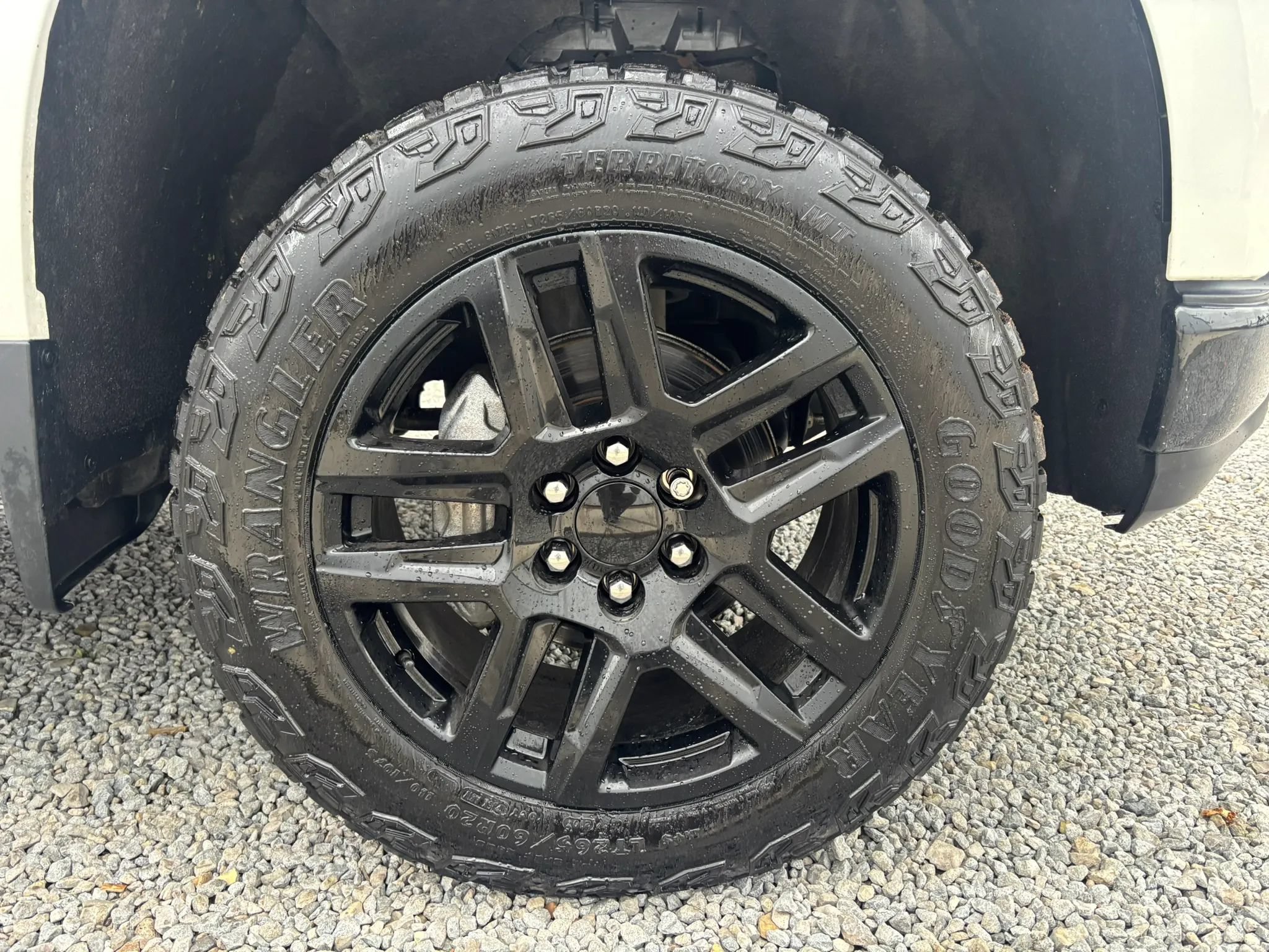 Used 2021 Chevrolet Silverado 1500 Custom Trail Boss w/ Safety Confidence Package AWD/4WD image 11