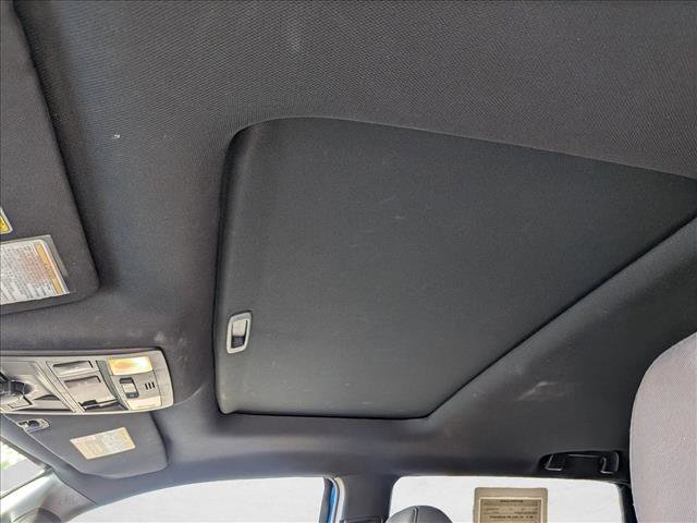 Used 2016 Toyota Tacoma TRD Off-Road w/ Premium & Technology Package image 16