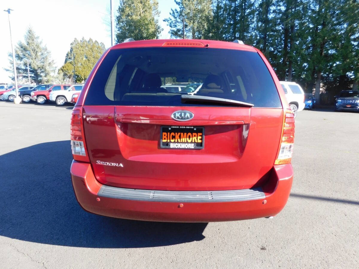 Used 2012 Kia Sedona LX image 19