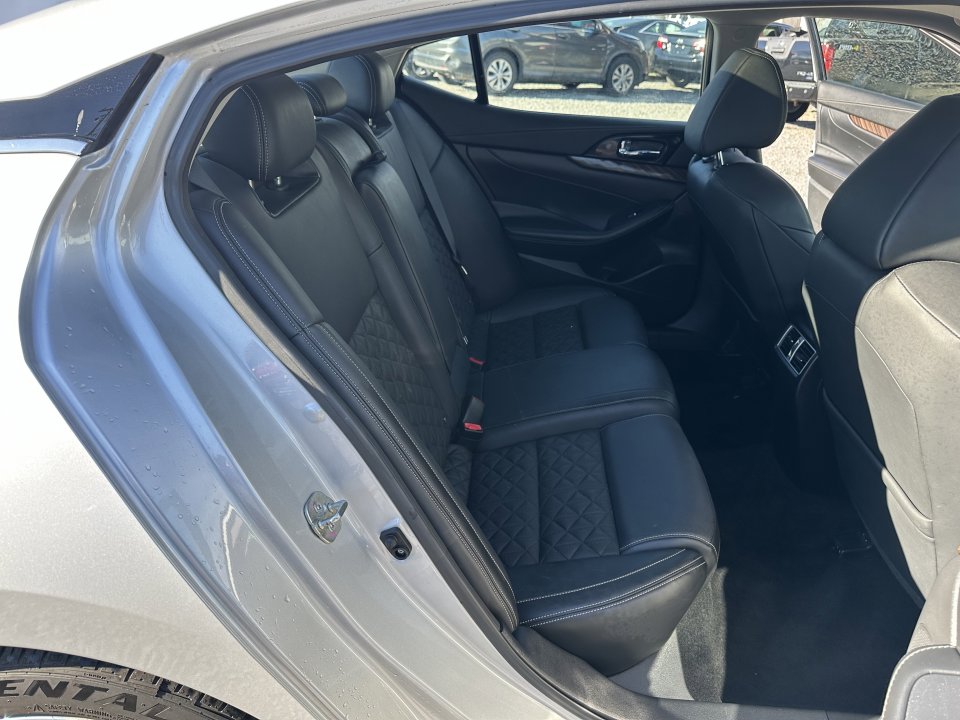 Used 2016 Nissan Maxima Platinum image 20