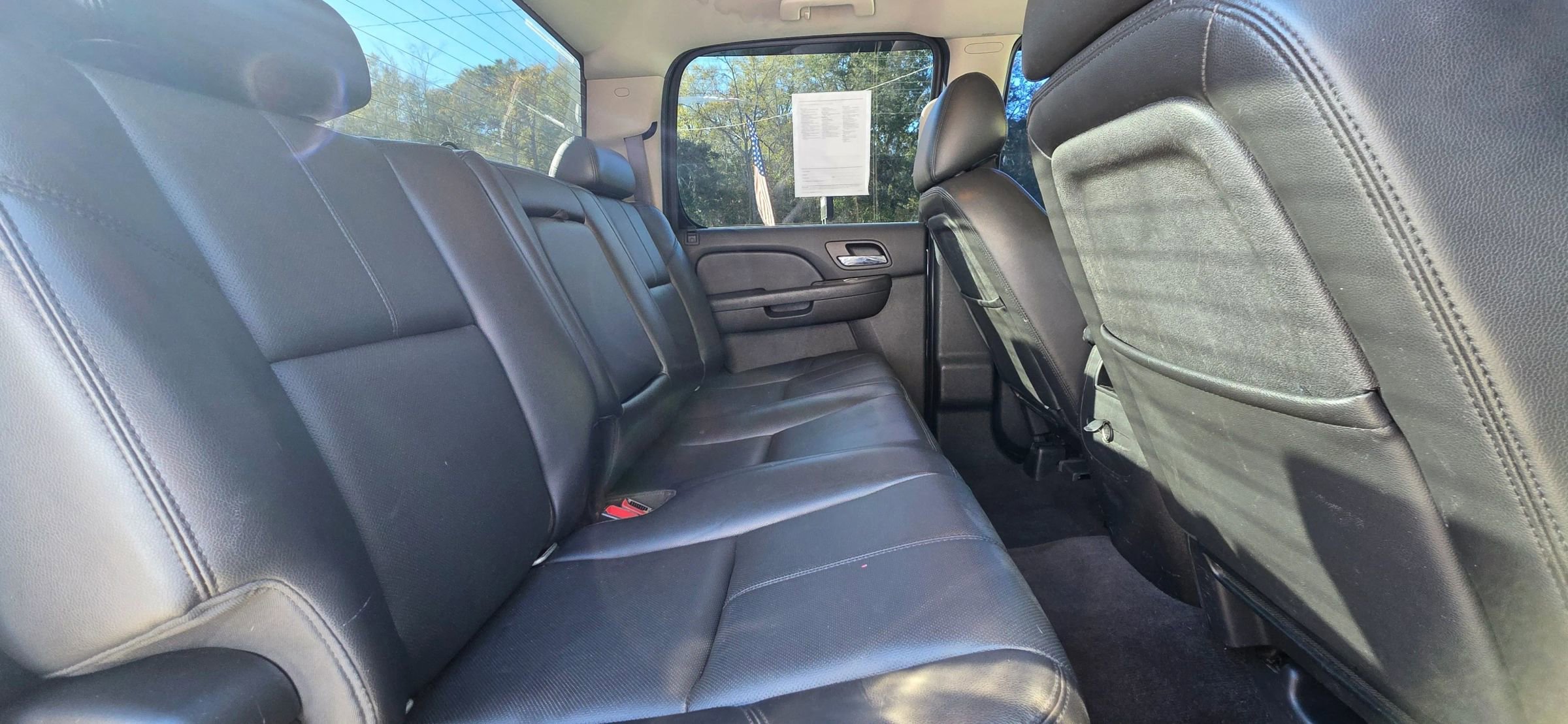 Used 2014 Chevrolet Silverado 2500 LTZ w/ LTZ Plus Package AWD/4WD image 18