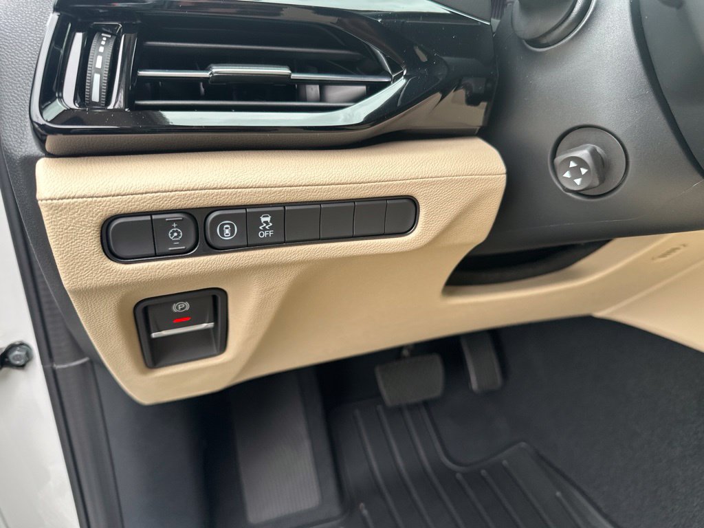 New 2026 Acura MDX SH-AWD image 16