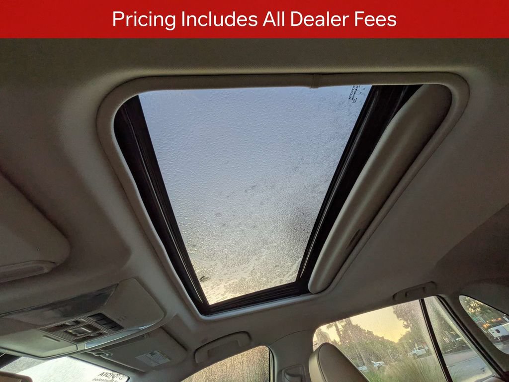 Used 2023 Toyota RAV4 XLE Premium FWD image 22