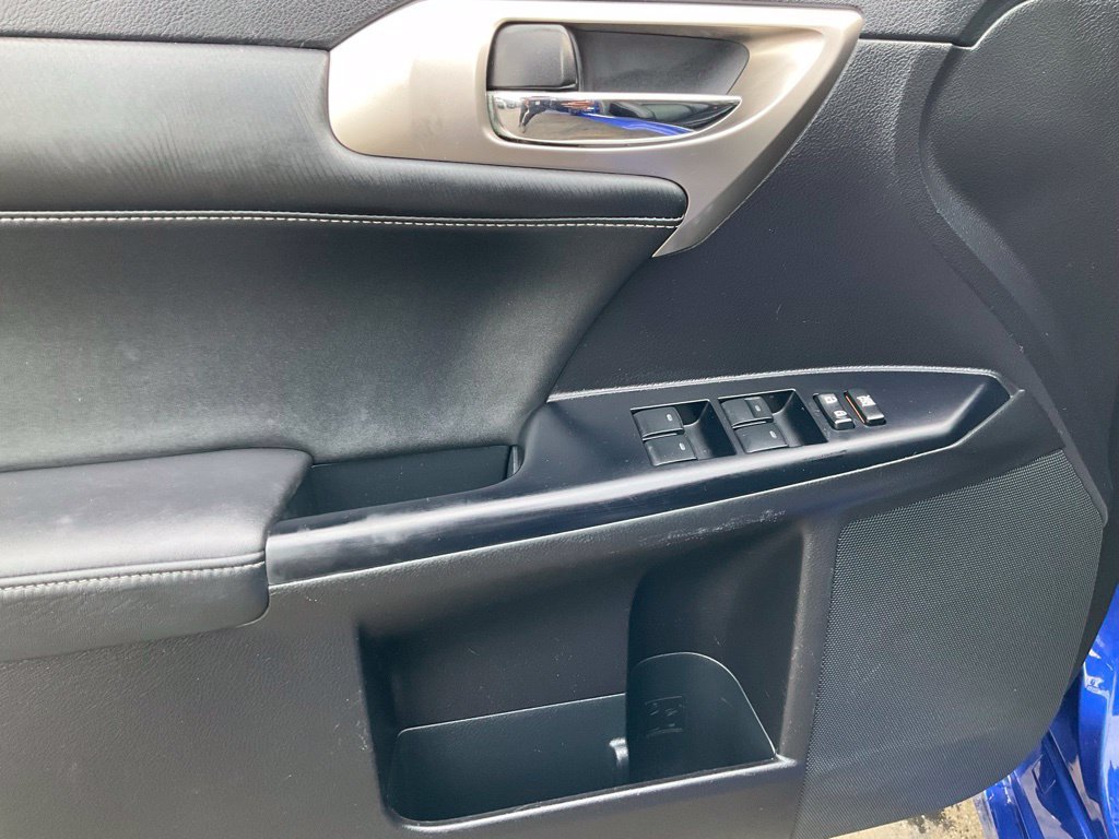 Used 2014 Lexus CT 200h w/ F Sport w/Nuluxe Interior FWD image 23