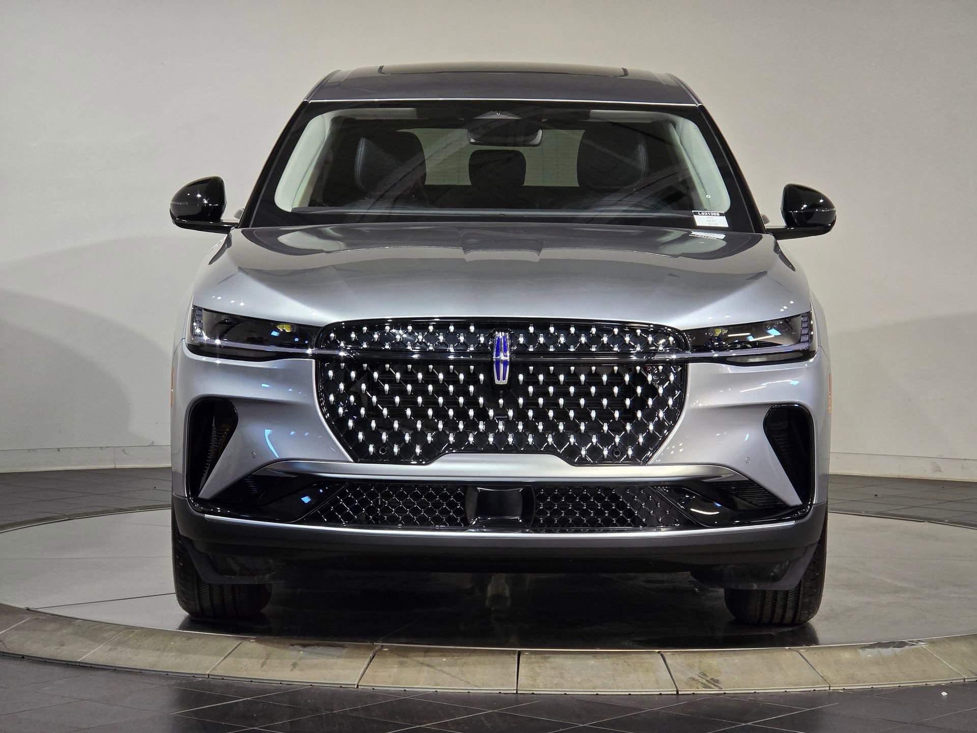 New 2025 Lincoln Nautilus Premier w/ Equipment Group 102A image 7