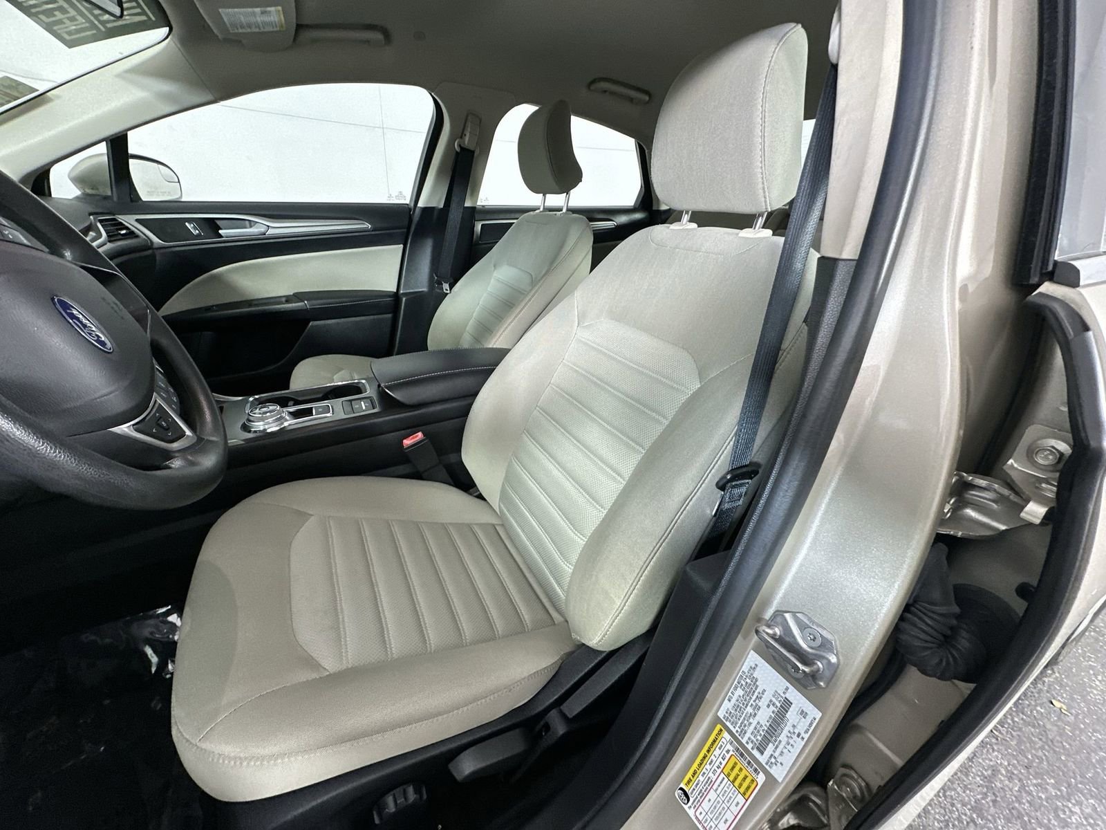 Used 2018 Ford Fusion S image 11