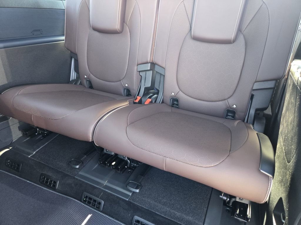 New 2025 Volkswagen ID. Buzz Pro S Plus image 23