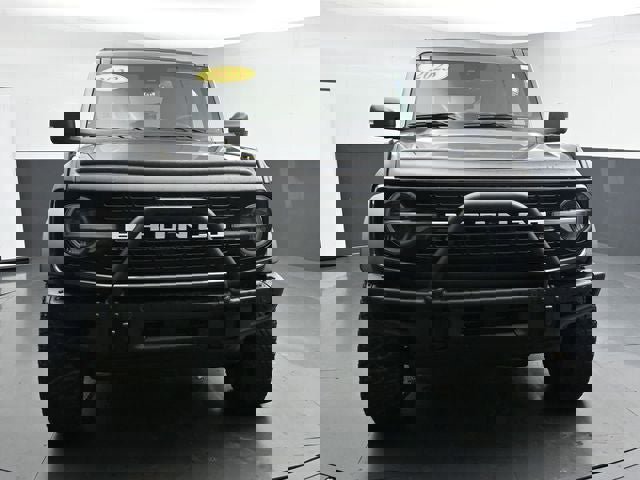 Used 2023 Ford Bronco Wildtrak AWD/4WD image 3