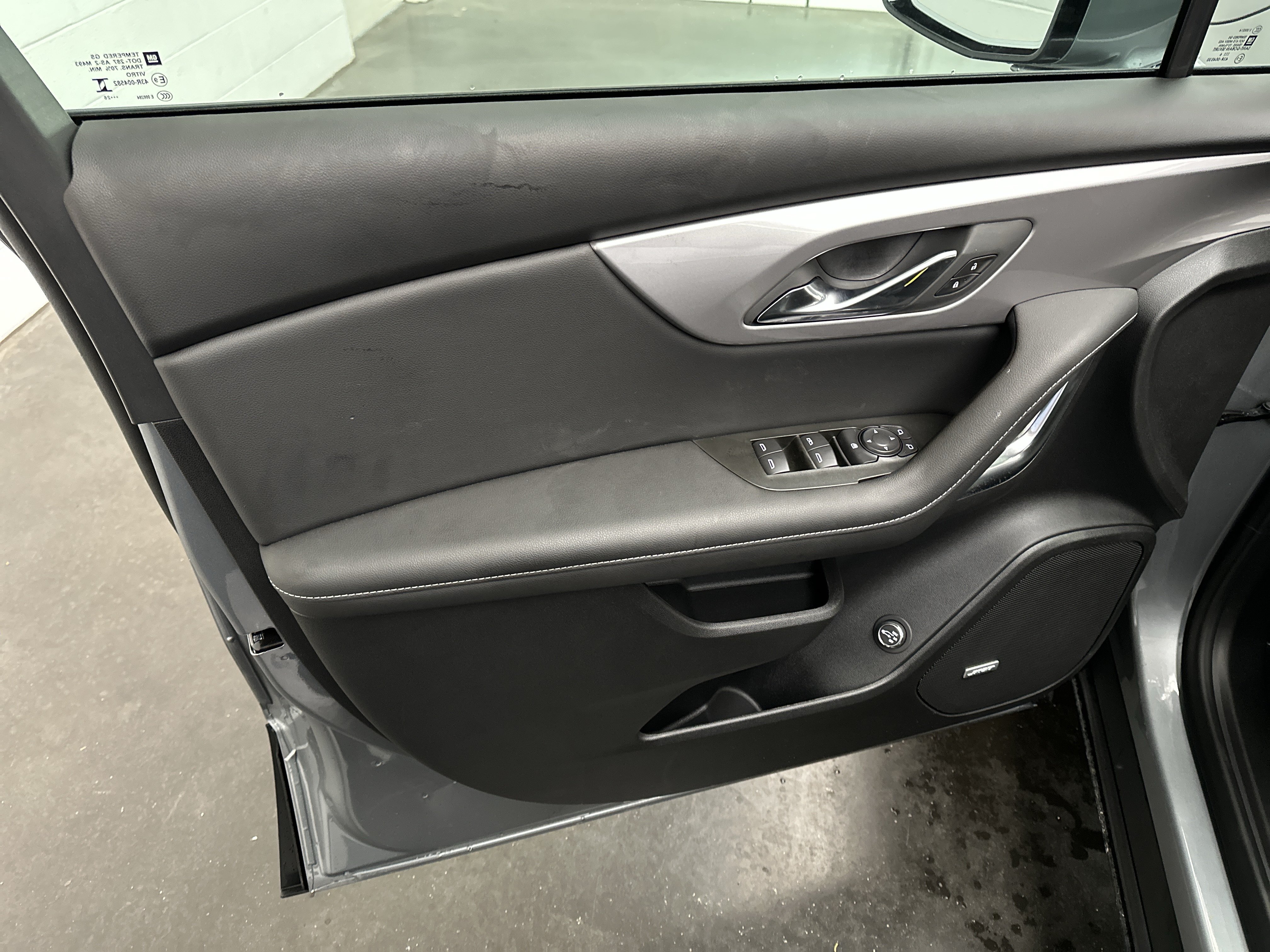 New 2026 Chevrolet Blazer LT w/ Sound & Technology Package FWD image 19