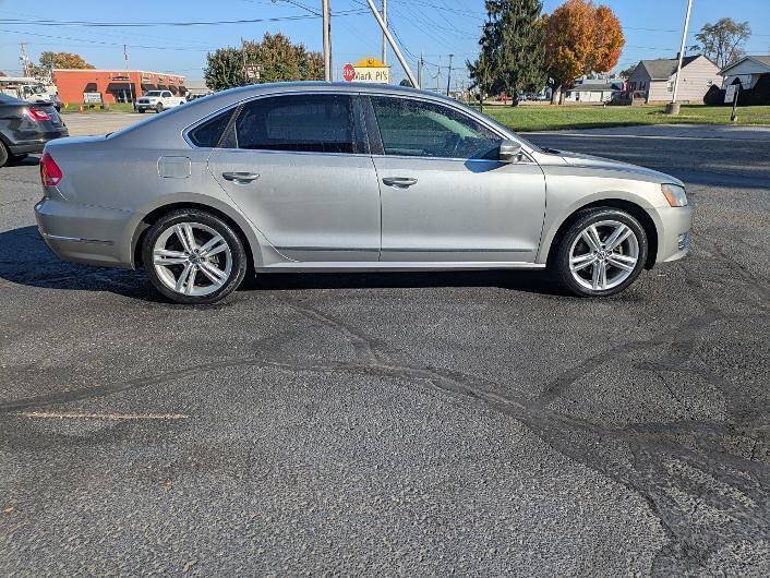 Used 2014 Volkswagen Passat TDI SE FWD image 5