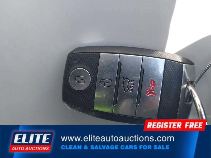 Used 2019 Kia Niro LX image 22
