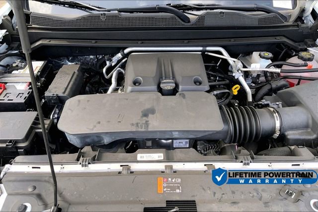 New 2025 Chevrolet Colorado Z71 w/ LPO, Tailgate Decal Package image 12